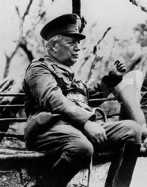 Начальник Генштаба боливийской армии немецкий генерал Ханс Кундт