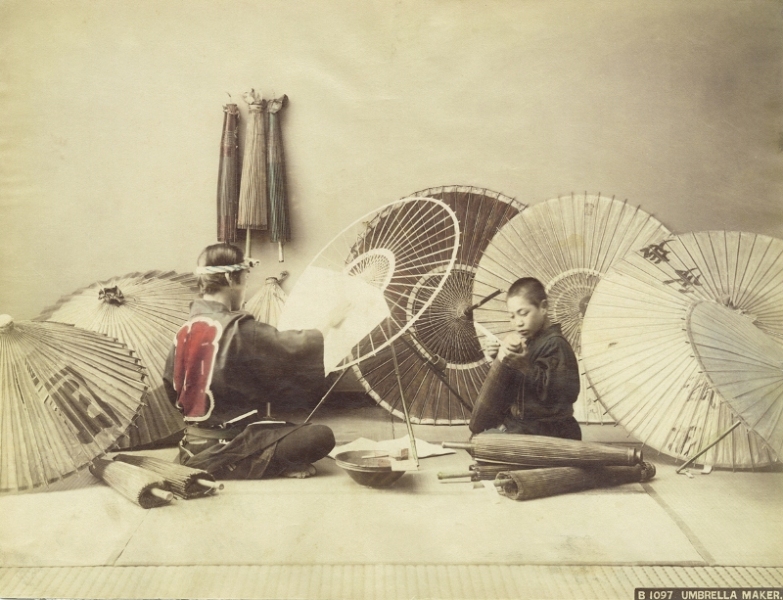 Кимбэй Кусакабэ. Мастерская по изготовлению зонтов. 1883-1897 гг.